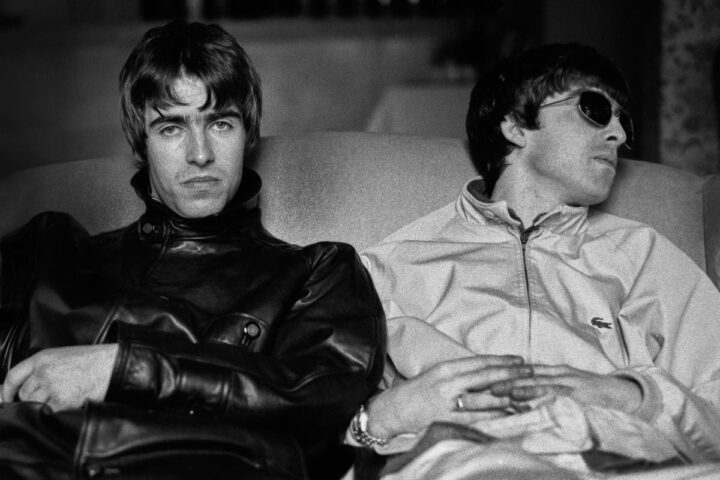 Oasis, Definitely Maybe
