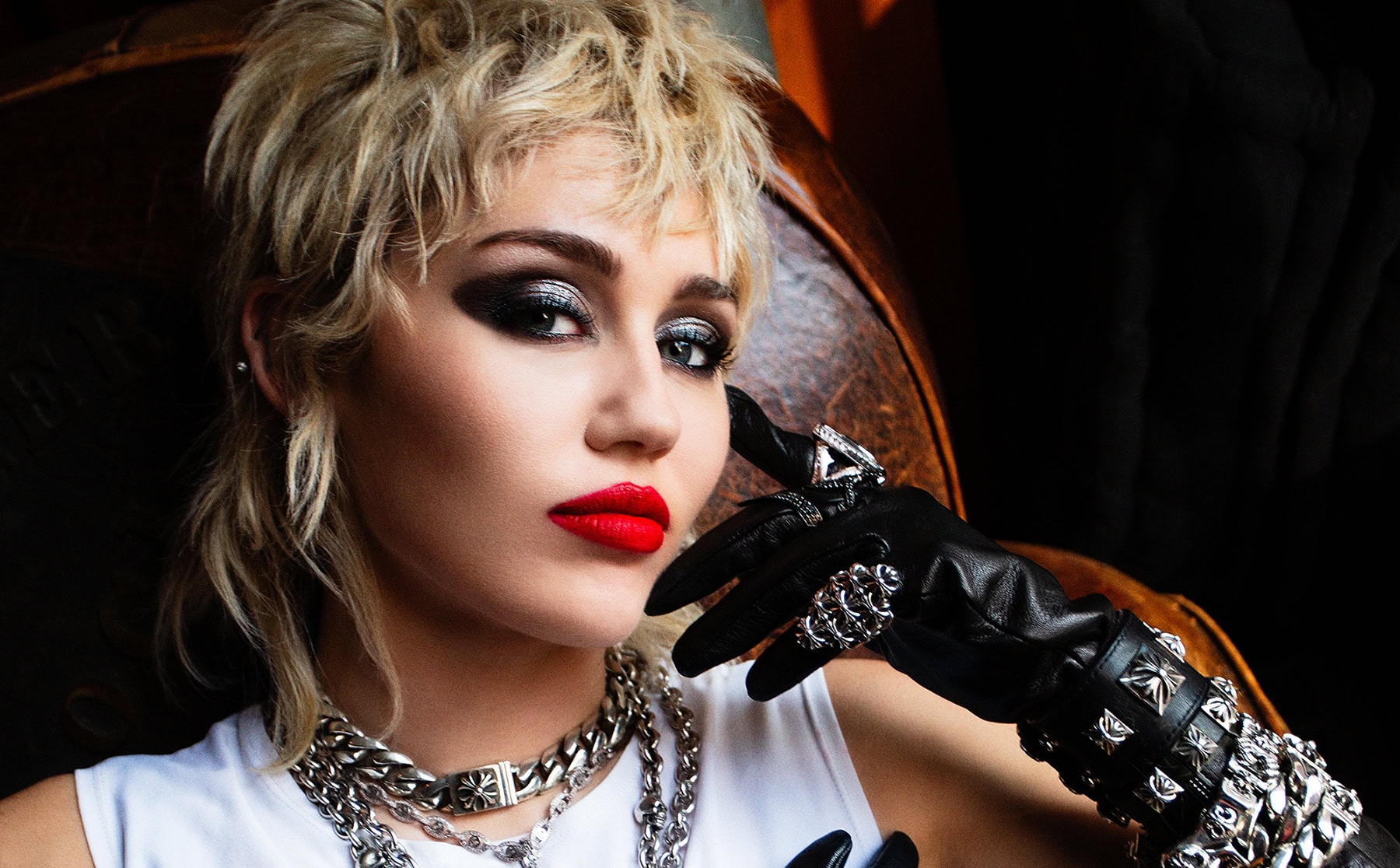 Miley Cyrus, Plastic Hearts