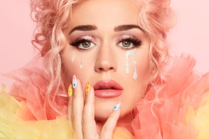 Katy Perry, Smile
